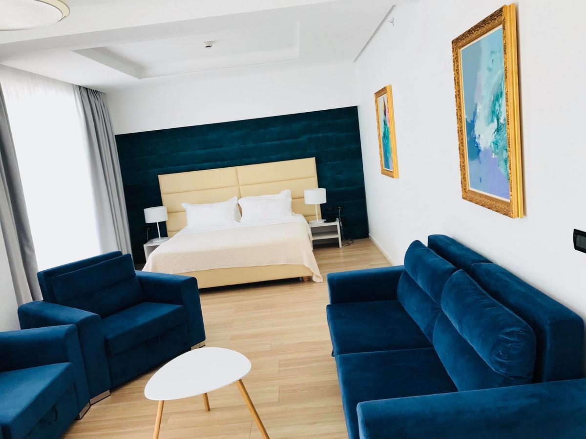 Hotel Morina Palace Dhërmi Kültér fotó