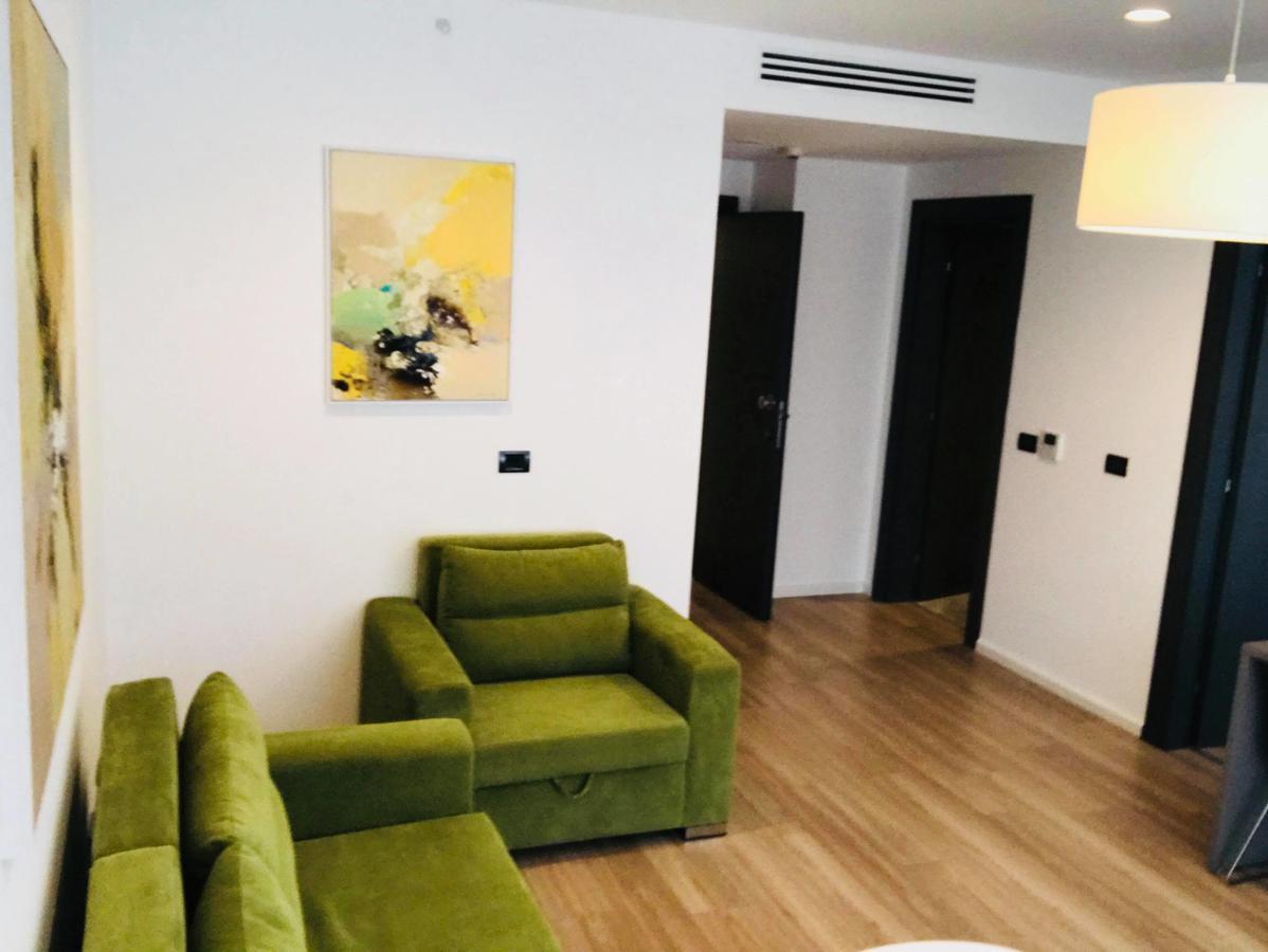 Hotel Morina Palace Dhërmi Kültér fotó